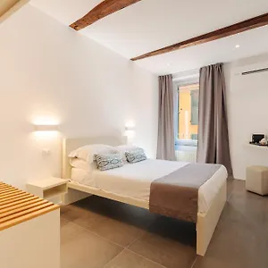 https://affittacamere-loblo.hotelitalianriviera.com